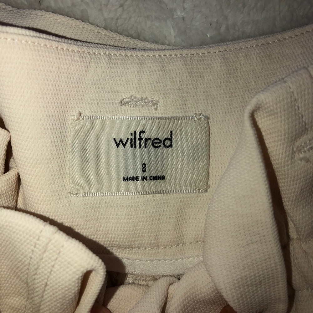Wilfred - Paper-bag Short - Picture 4 of 4